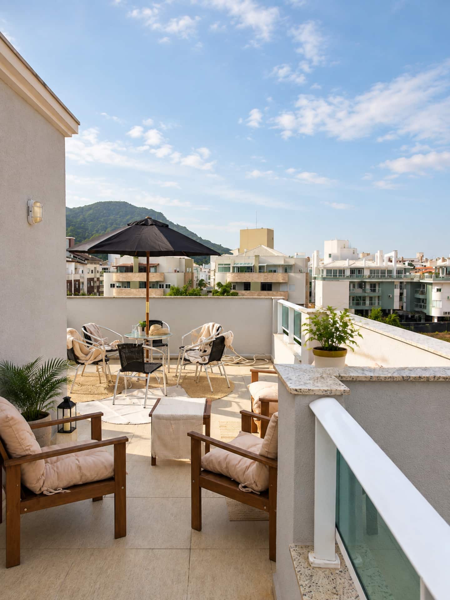 Sunset Terrace · Cobertura